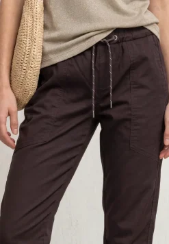 Slim Leg Hose in leichter Qualität