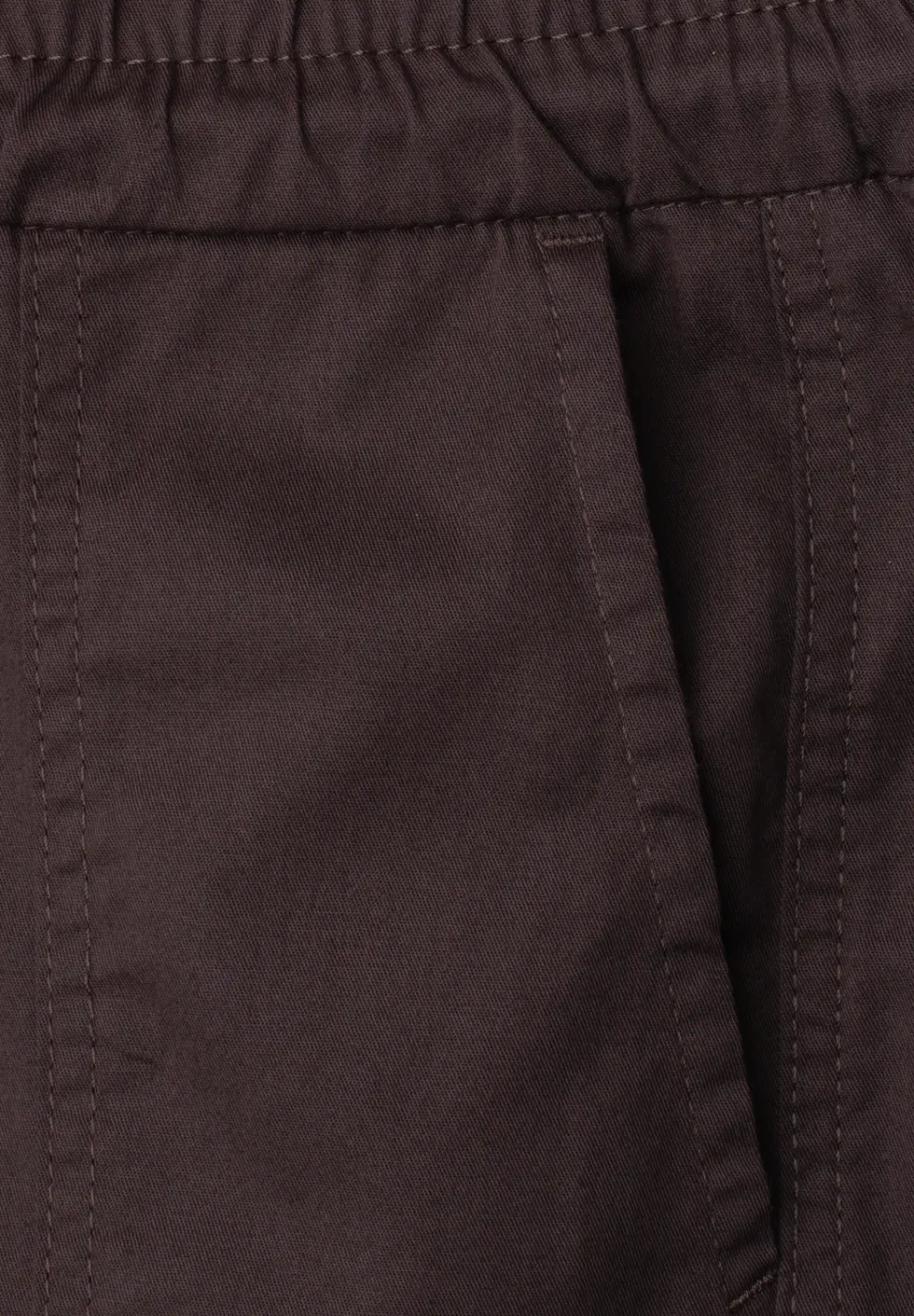 Slim Leg Hose in leichter Qualität