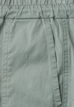 Slim Leg Hose in leichter Qualität