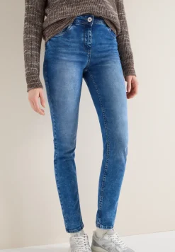 Slim Leg Jeans
