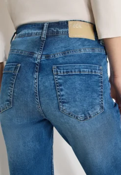 Slim Leg Jeans