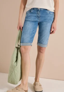 Slim Leg Jeansshorts