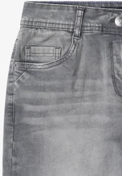 Slim Leg Jeansshorts im Casual Fit