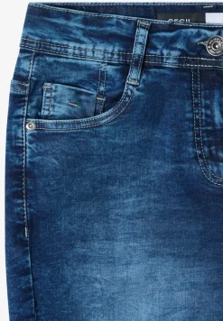 Slim Leg Jeansshorts im Casual Fit