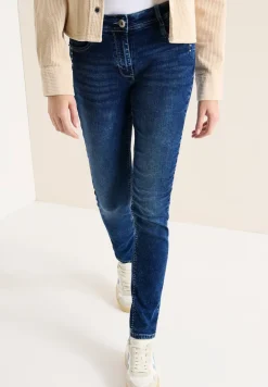 Slim LegJeans