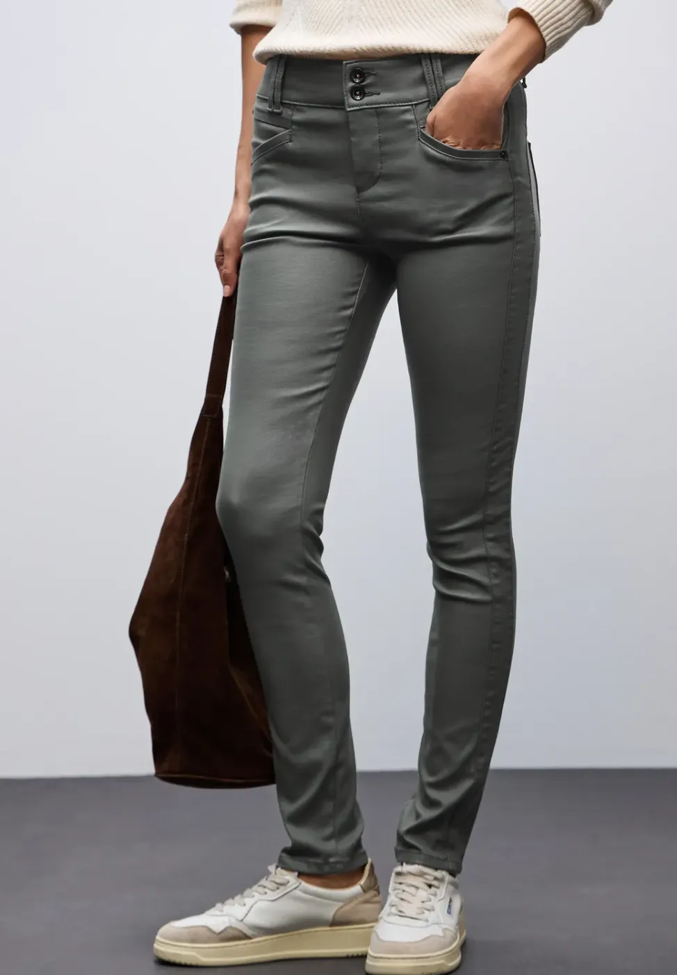 Slim Fit Coated Hose