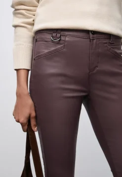 Slim Fit Coated Hose