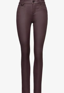 Slim Fit Coated Hose