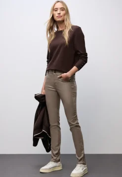 Slim Fit Coated Hose