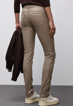 Slim Fit Coated Hose