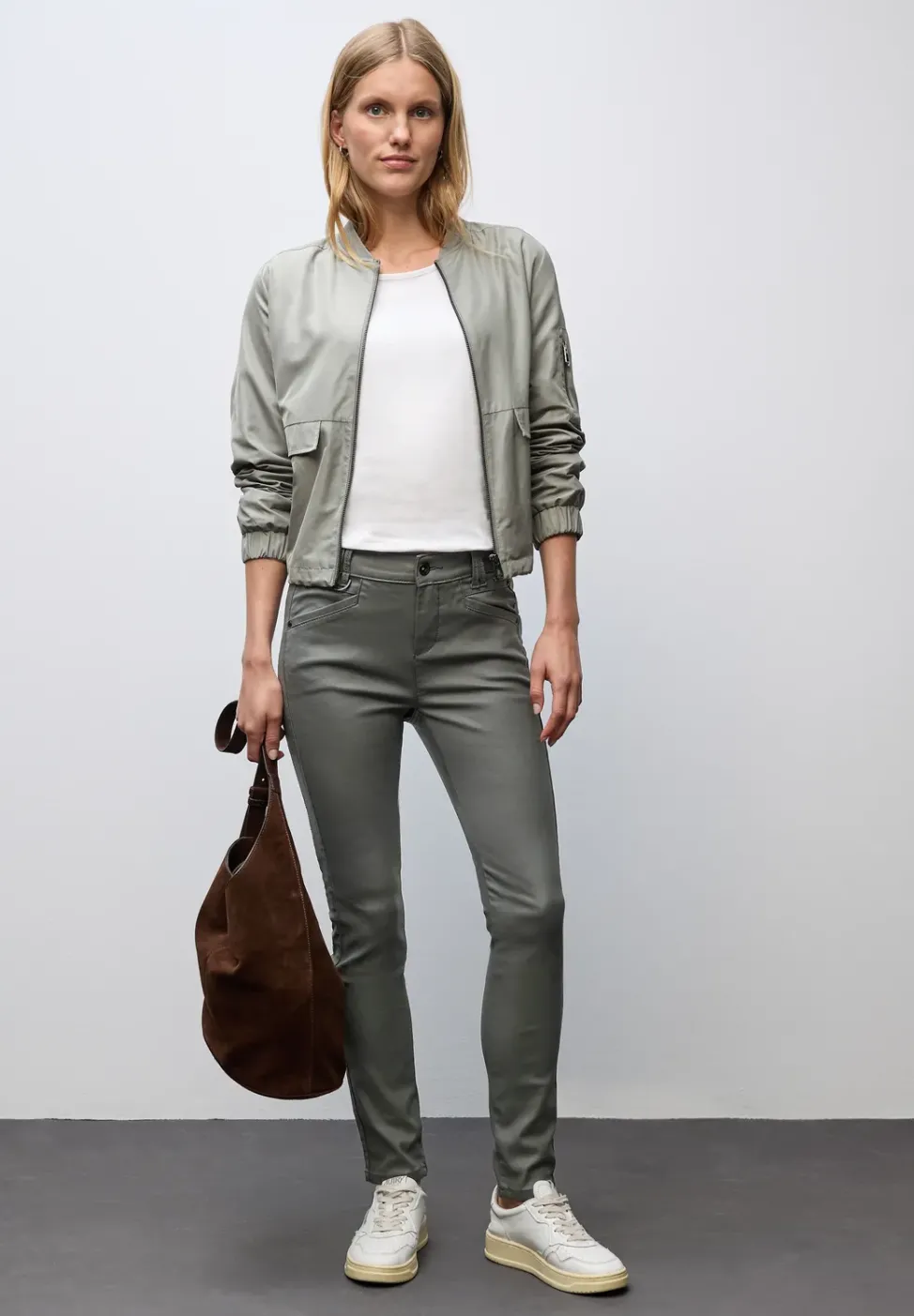 Slim Fit Coated Hose