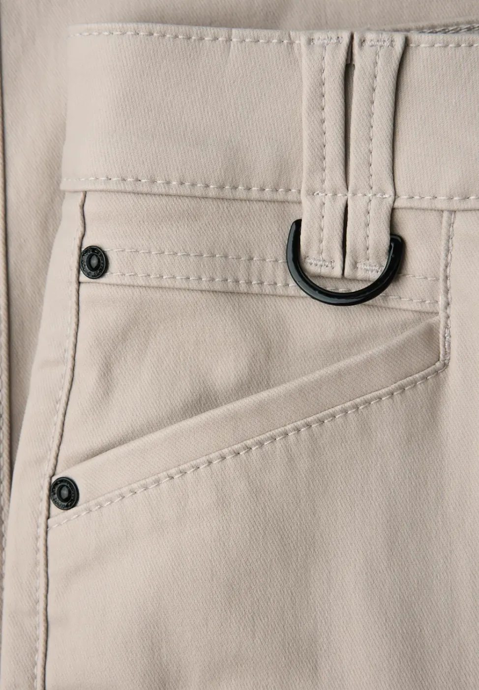 Slim Fit Coated Hose