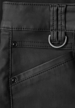 Slim Fit Coated Hose