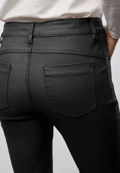 Slim Fit Coated Hose