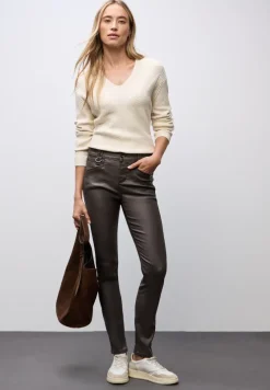 Slim Fit Coated Hose