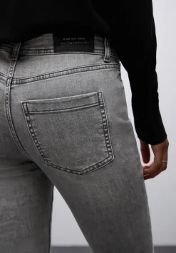 Slim Fit Jeans