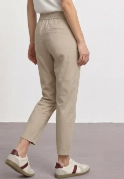 Slim Leg Chino mit Elastikbund