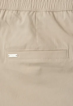 Slim Leg Chino mit Elastikbund
