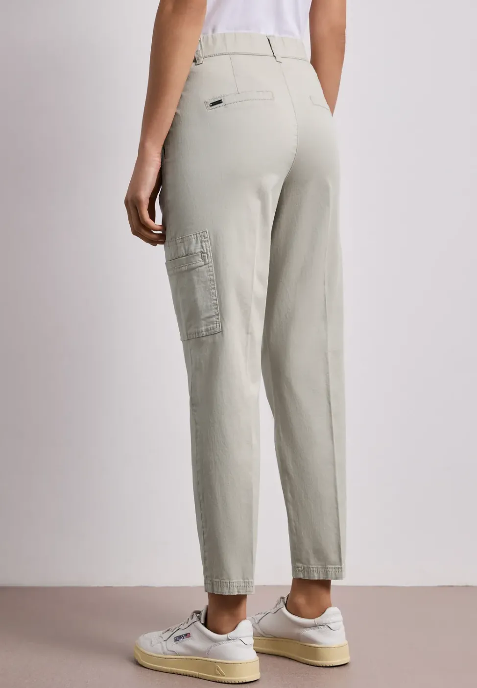 Slim Leg Chino mit Taschen im Cargo-Look