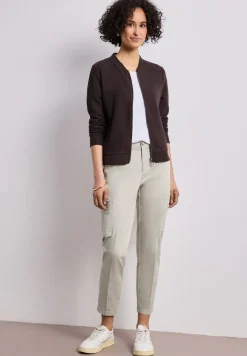 Slim Leg Chino mit Taschen im Cargo-Look