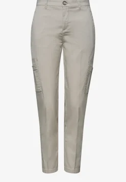 Slim Leg Chino mit Taschen im Cargo-Look