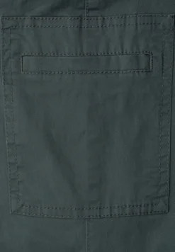 Slim Leg Chino mit Taschen im Cargo-Look