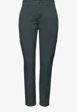 Slim Leg Chino mit Taschen im Cargo-Look