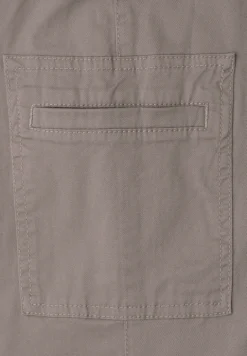 Slim Leg Chino mit Taschen im Cargo-Look