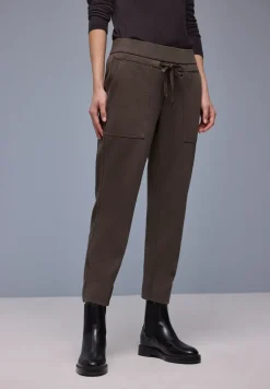 Slim Leg Hose