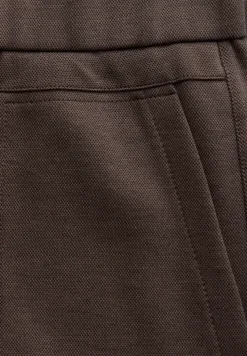 Slim Leg Hose