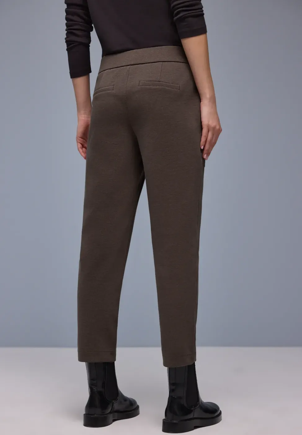 Slim Leg Hose