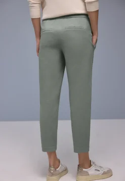 Slim Leg Hose