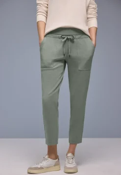 Slim Leg Hose