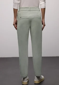 Slim Leg Hose