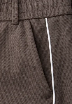 Slim Leg Hose