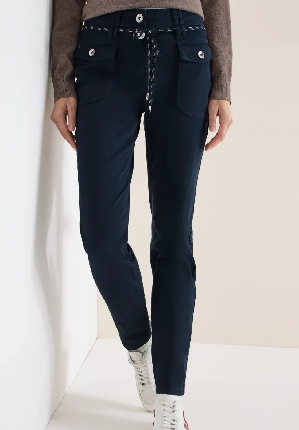 Slim Leg Hose