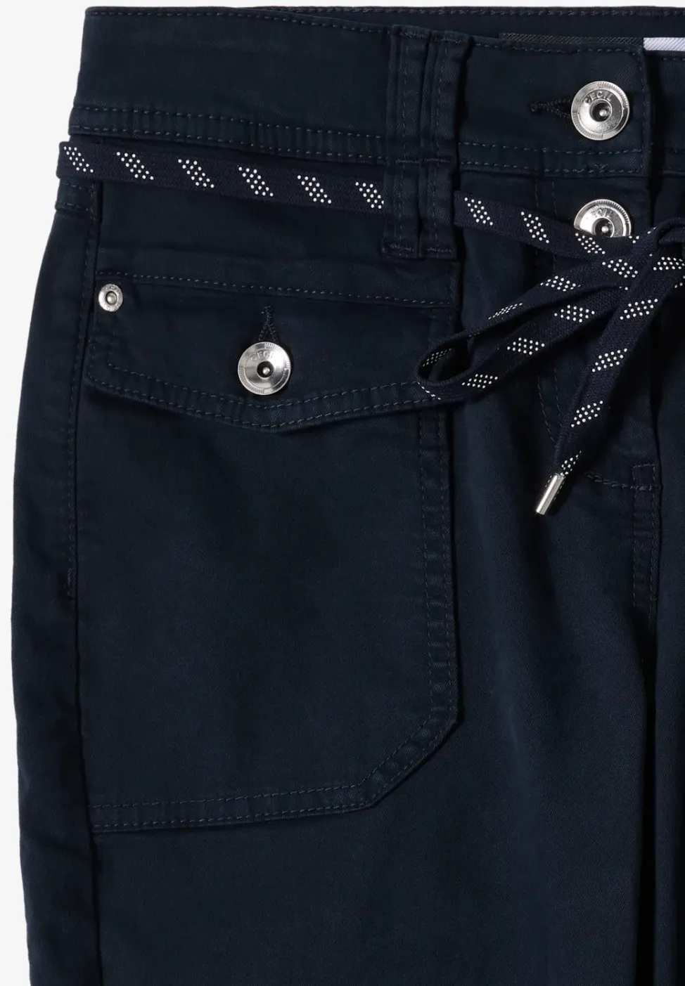 Slim Leg Hose