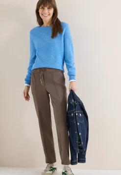 Slim Leg Hose