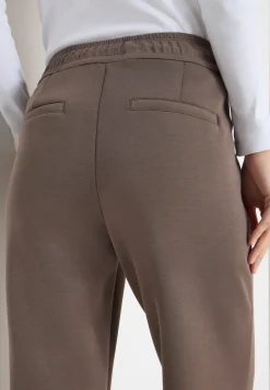 Slim Leg Hose
