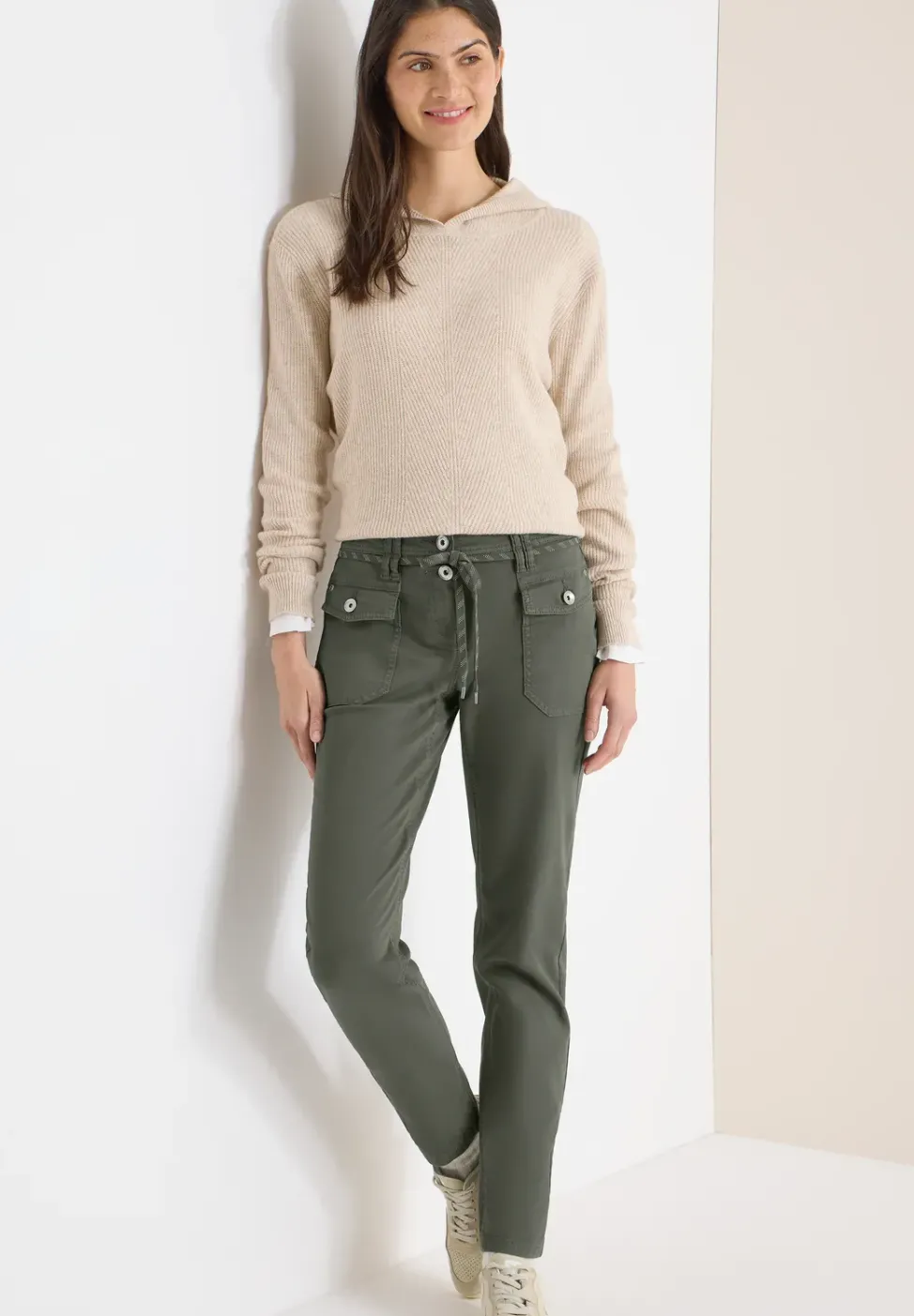 Slim Leg Hose
