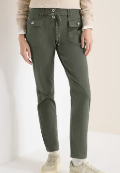 Slim Leg Hose