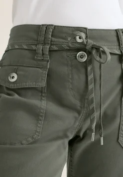 Slim Leg Hose