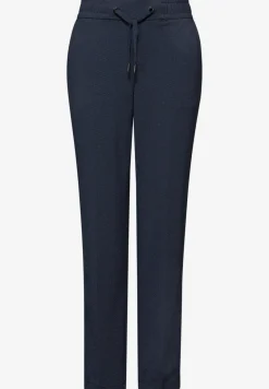 Slim Leg Hose