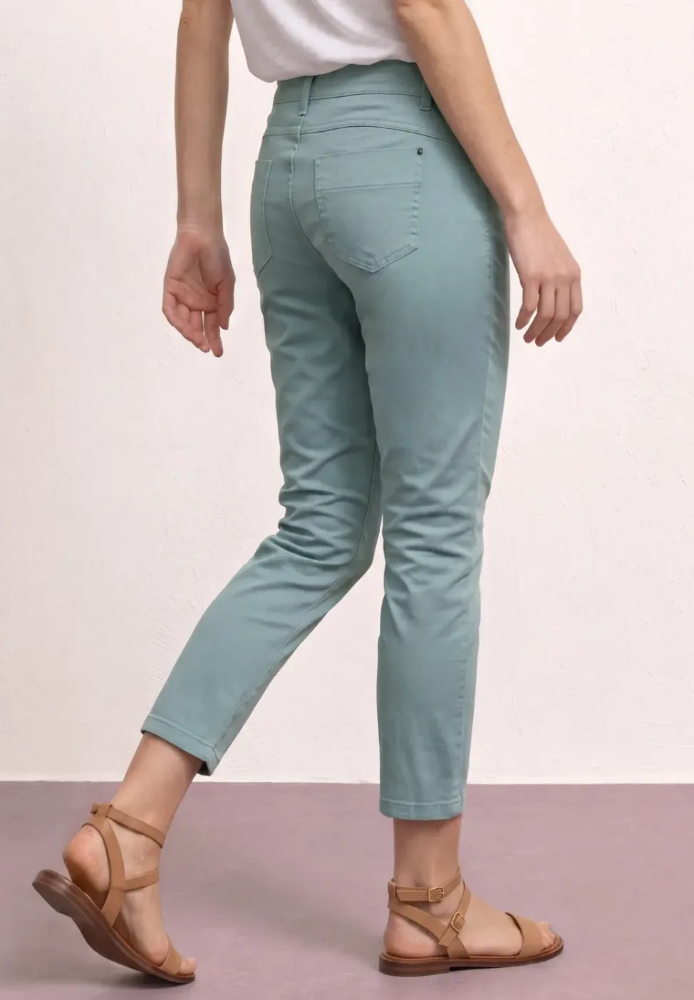 7/8 Slim Leg Hose im Satin-Look