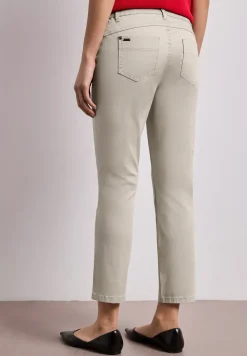 7/8 Slim Leg Hose im Satin-Look