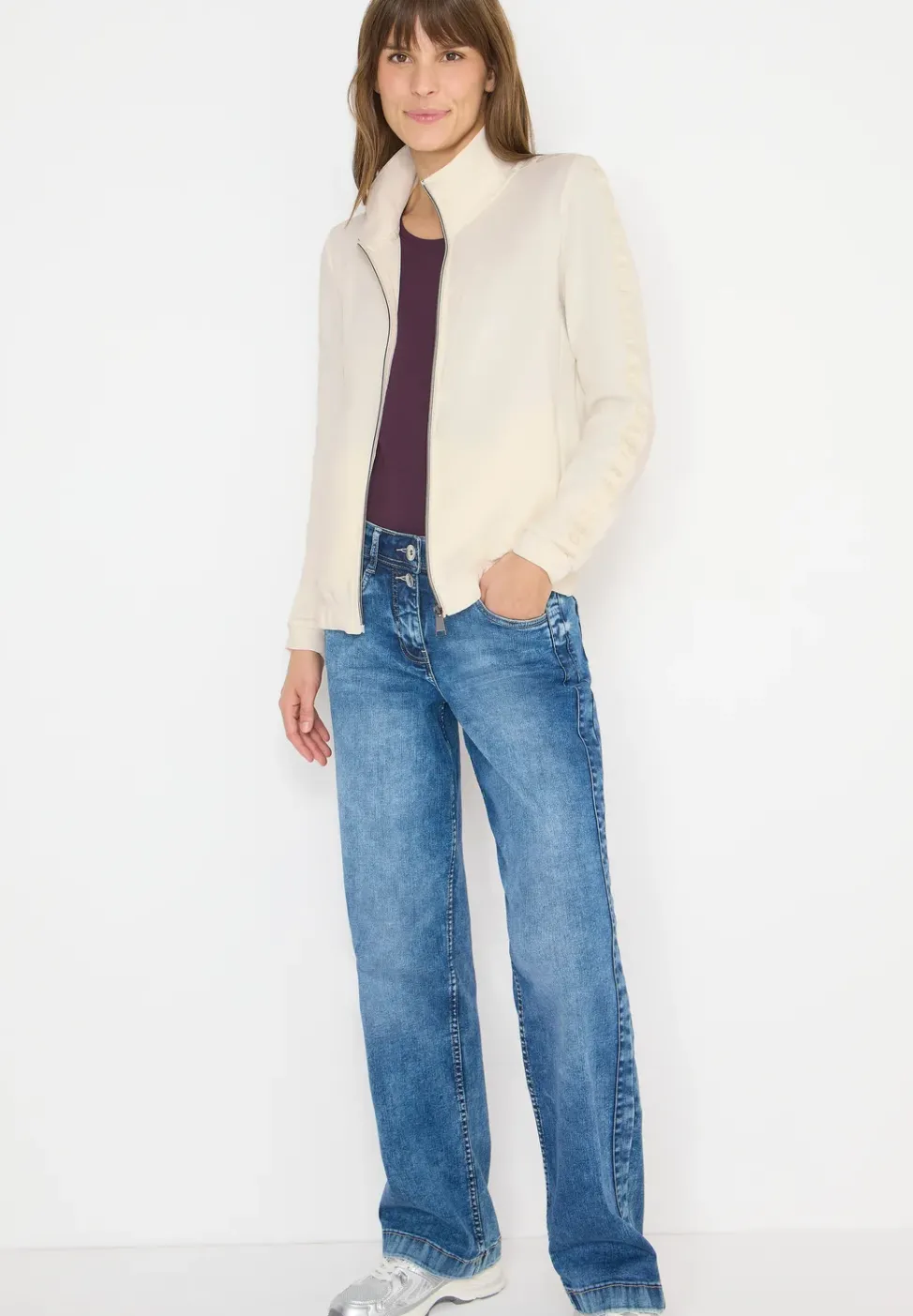 Softe Jacke mit Tapedetail