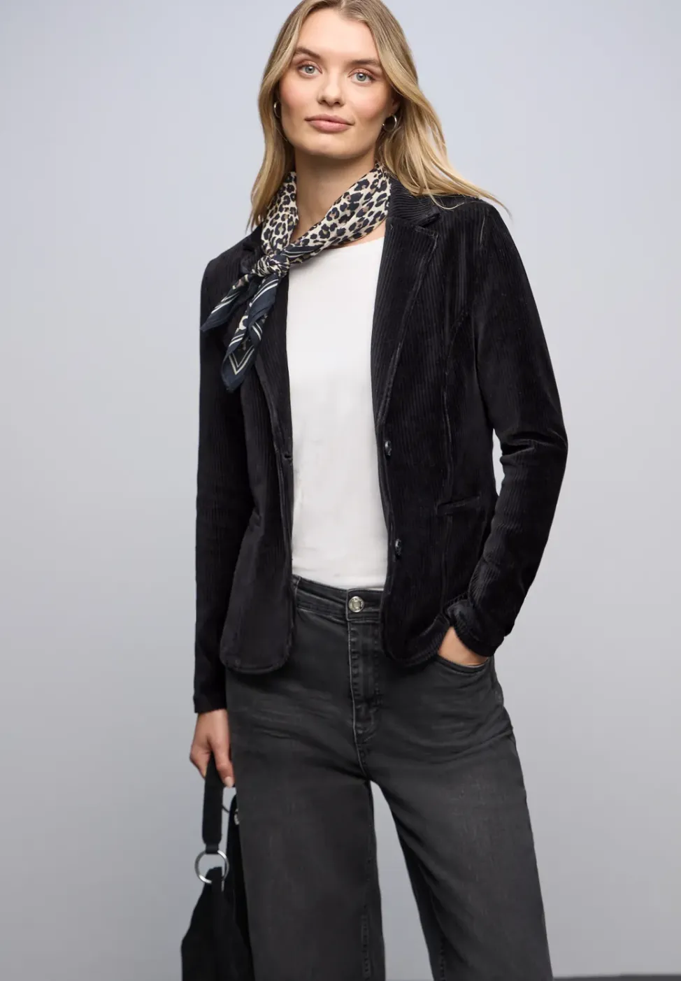 Softer Cordblazer