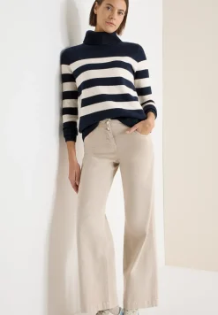 Softer Rollkragenpullover