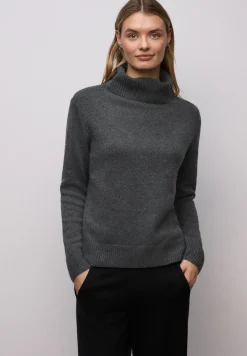 Softer Rollkragenpullover