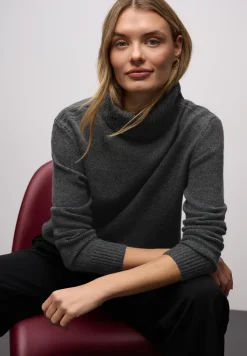 Softer Rollkragenpullover